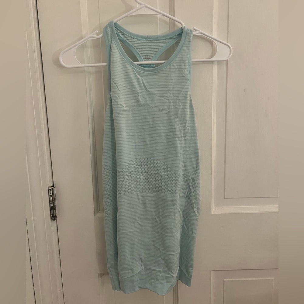Lululemon tank top
